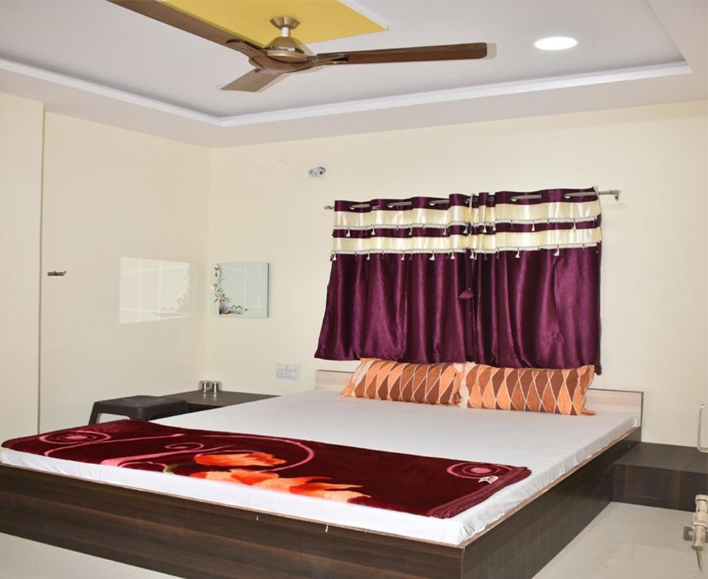 Hotel Shivalay Shegaon Luaran gambar